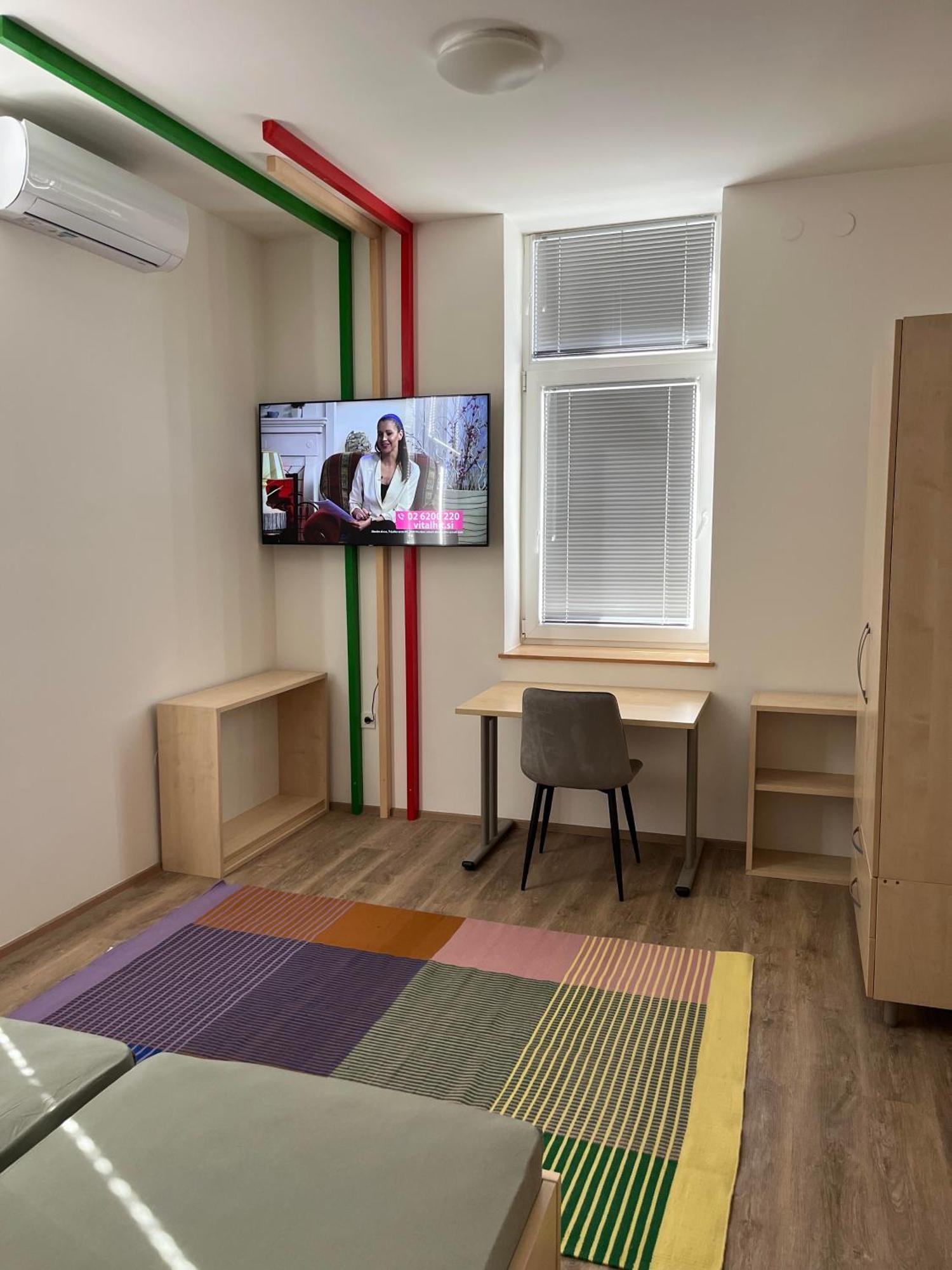 Apartment Blizu Centra In Na Robu Tivolija *